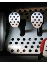 Rennline Rev2 3PC Rubber Grip Pedal Set for Porsche 924 | 944 | 968 1977-1995                                     - A12.1.P60 SLV.RED - Image 4